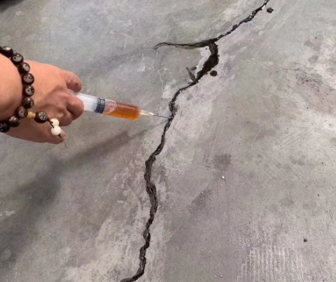武宁混凝土裂缝修补技术详解​